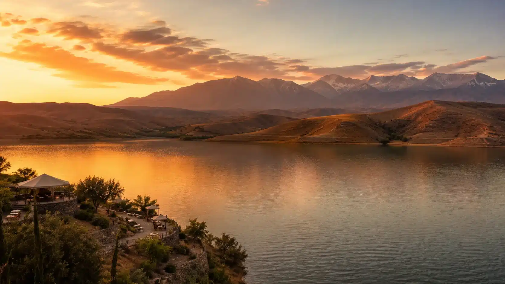 Lalla Takerkoust Lake excursion from Marrakech with Atlas views and jet ski