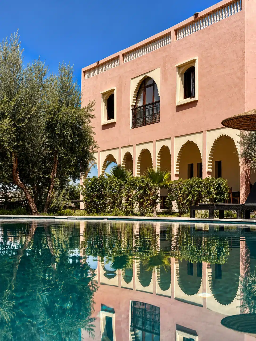 Riad Qodwa façade with swimming pool in Marrakech